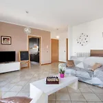 Como Lake Home