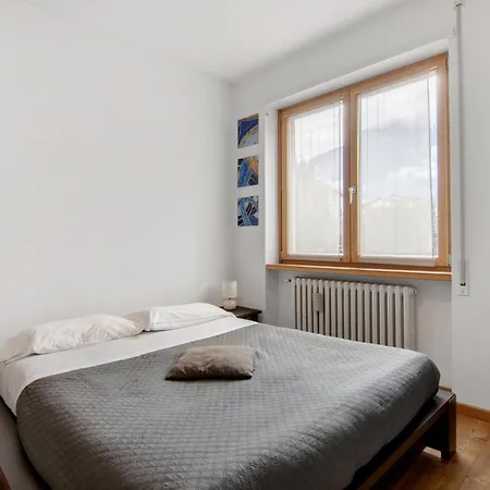 דירה Como Lake Home