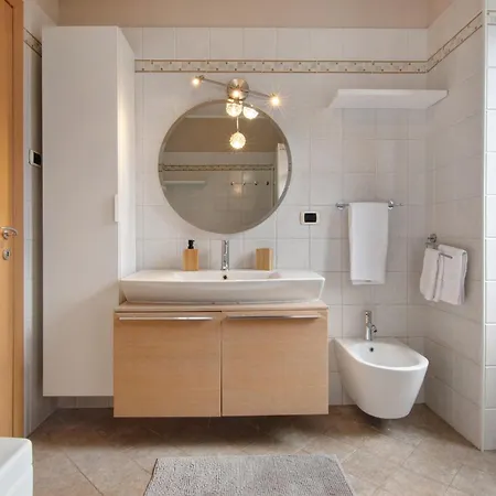 Como Lake Home Colico